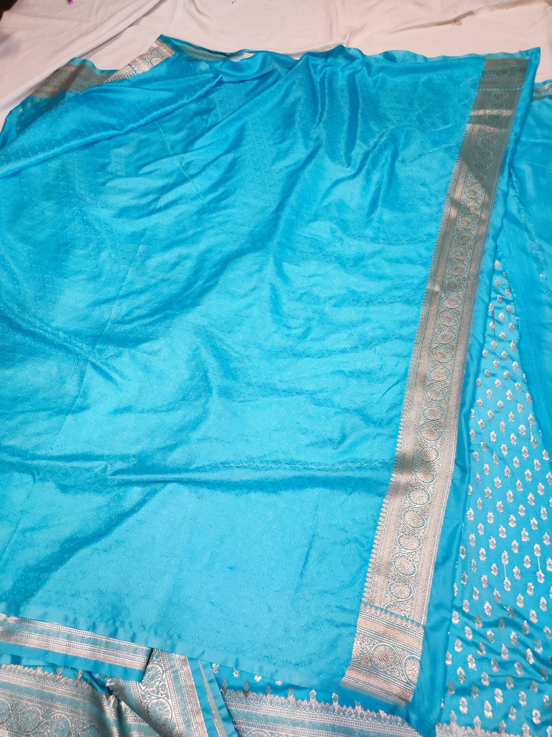 Banarasi Mashru Katan Silk Saree with Gold Zari Buti & Grand Paisley Pallu Banarasi Saree