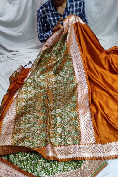 Banarasi Mashru Silk Saree with Heavy Meena Pallu & Plain Body | Premium Wedding Banarasi Saree