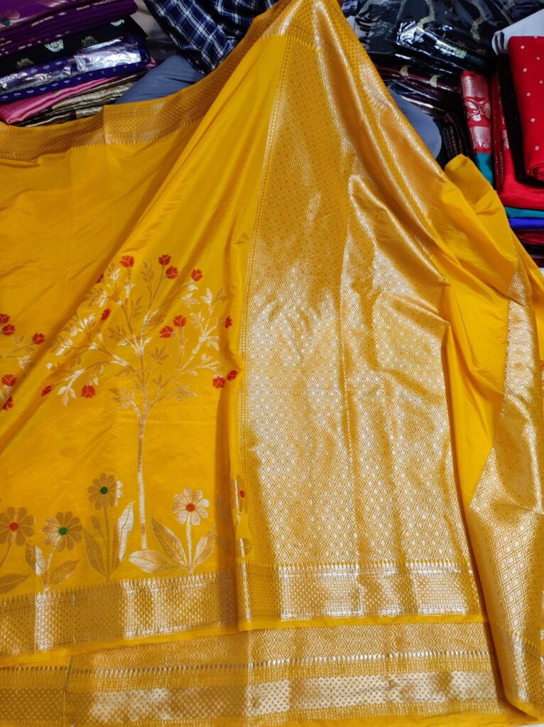Banarasi Semi Katan Minakari Jaal Buta Saree with Zari Weaving Brocade Blouse