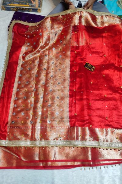 Banarasi Viral Ghughroo Glass Tissue Saree with Hand Mirror Work & Brocade Blouse