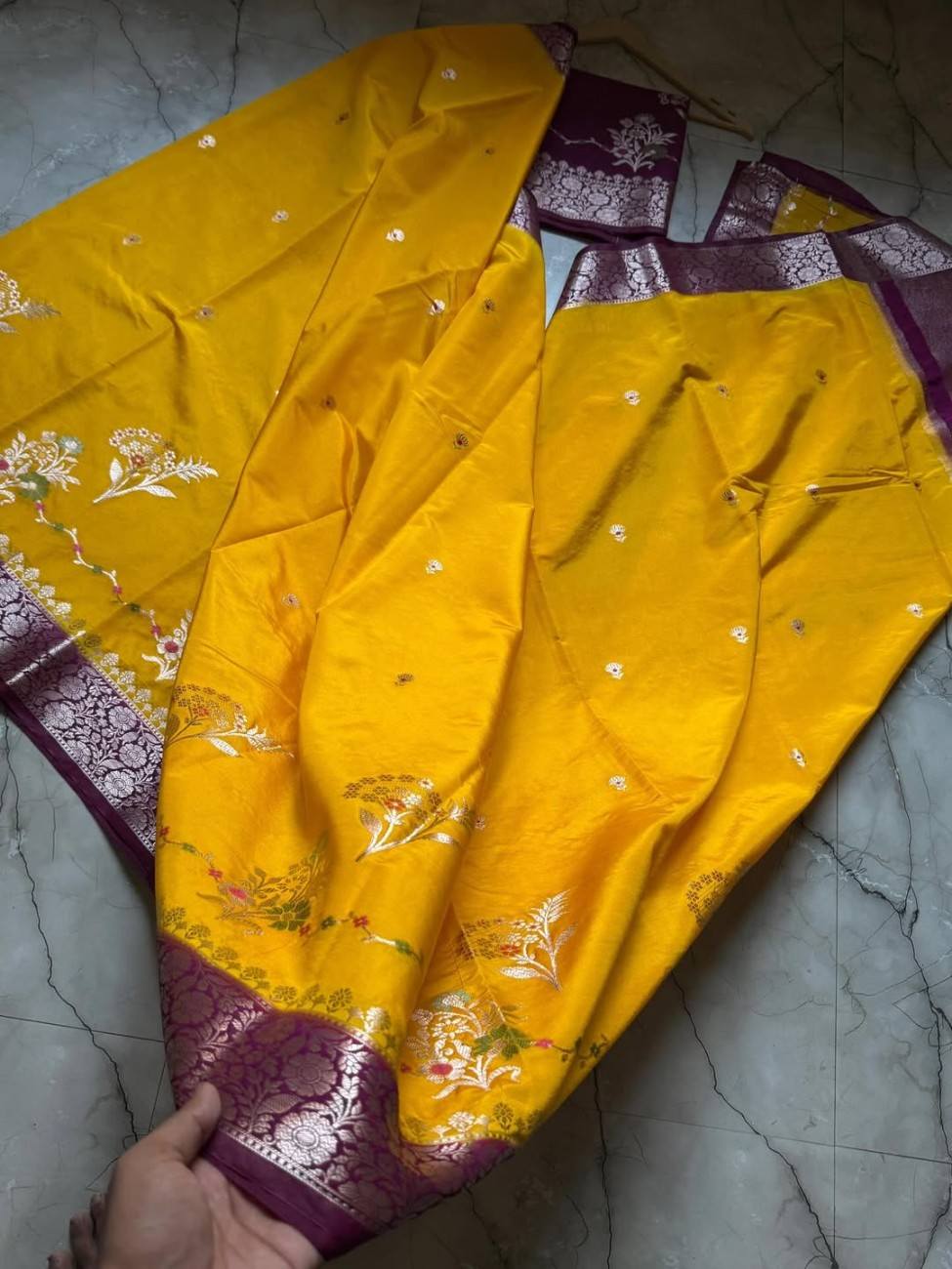 Banarasi Semi Katan Dyeable Saree with Fancy Zari Weaving & Designer Border